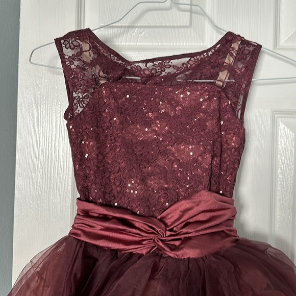 Dance costume - Picture 2 of 9